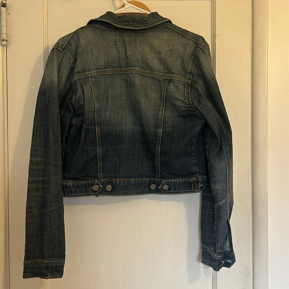 Sneak Peek cropped denim jacket - Picture 2 of 7